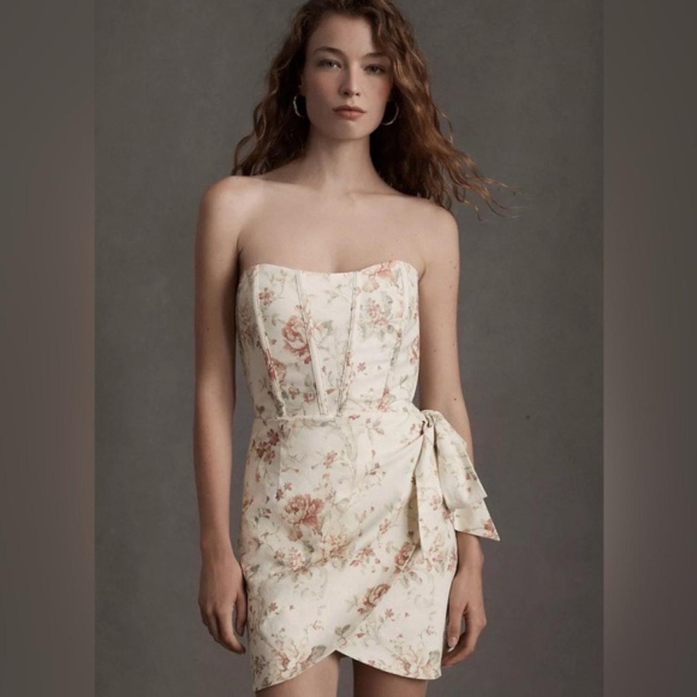 V. Chapman Cream Floral Strapless Dress Size 8